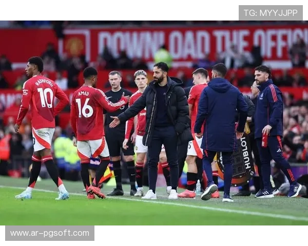 曼联计划清洗11名球员，周省210万英镑工资