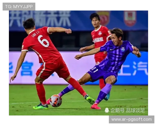 “前国脚尹鸿博退役转型教练,进入河南梯队工作”