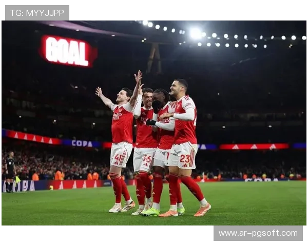 伦敦阿森纳球迷俱乐部彻夜欢庆,欧冠7连胜创纪录